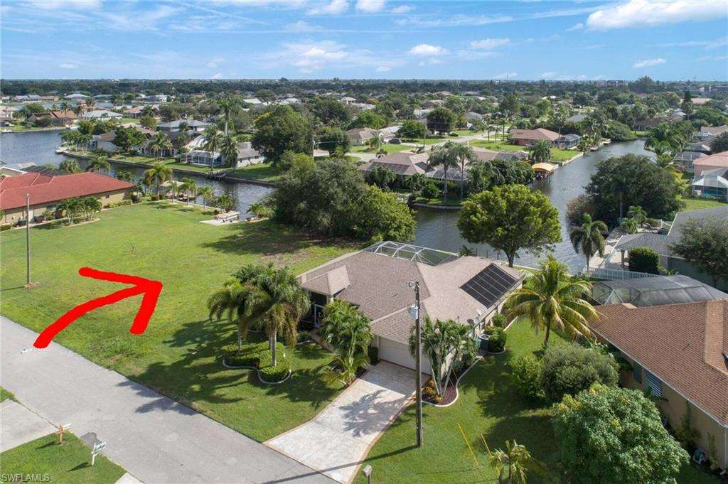 Baugrundstück in Florida – Cape Coral – Top Lage am Kanal ca. 930 qm Baugrundstück in Florida – Cape Coral – Top Lage am Kanal ca. 930 qm