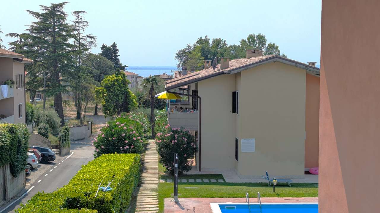 comin soon - Traumwohnung mit Balkon und Seeblick, 2 Schlafzimmer, EBK, renoviert, Garage 300m nach Lazise comin soon - Traumwohnung mit Balkon und Seeblick, 2 Schlafzimmer, EBK, renoviert, Garage 300m nach Lazise