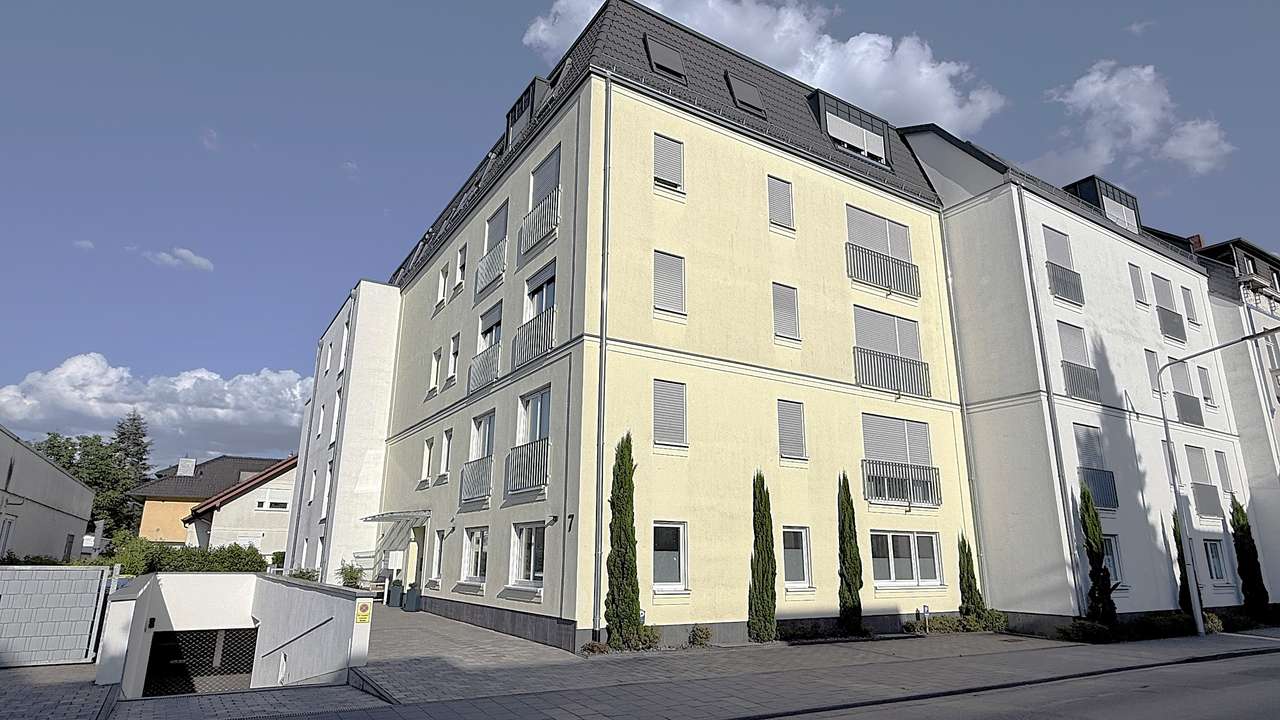 Leben und Arbeiten auf 160qm, 4 Zi.,barrierefrei, TG, EBK und 44qm Terrasse plus Garten Leben und Arbeiten auf 160qm, 4 Zi.,barrierefrei, TG, EBK und 44qm Terrasse plus Garten